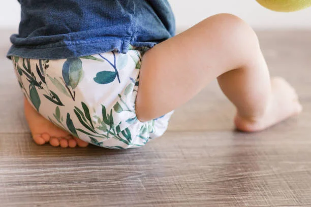 5 Reasons to Give Cloth Diapers a Try - Are cloth diapers right for your family?