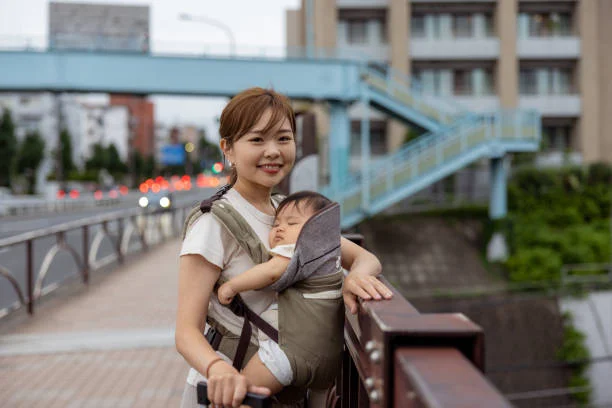 Surprising Benefits of Slings and Baby Carriers!